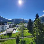 Parsenn Peaks Panorama * Davos