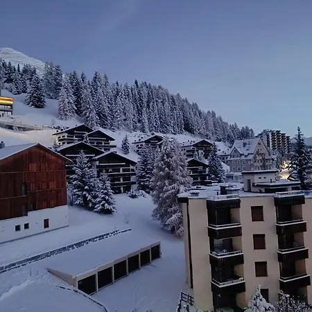 Parsenn Peaks Panorama Apartman *