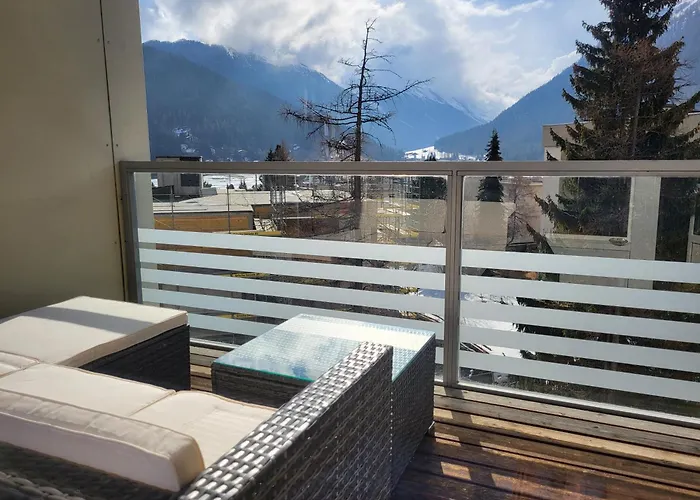 Parsenn Peaks Panorama Apartamento *